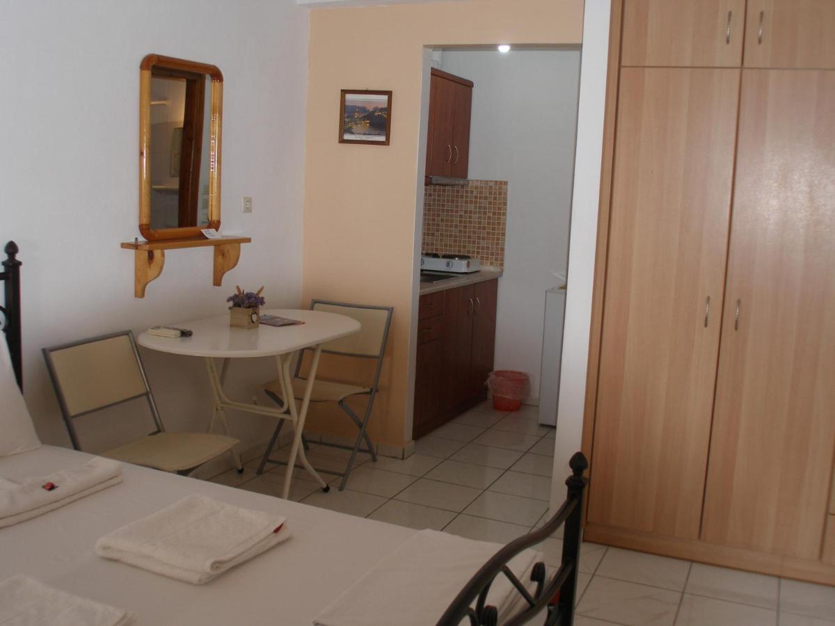 Efi Apartments Myrina Zewnętrze zdjęcie