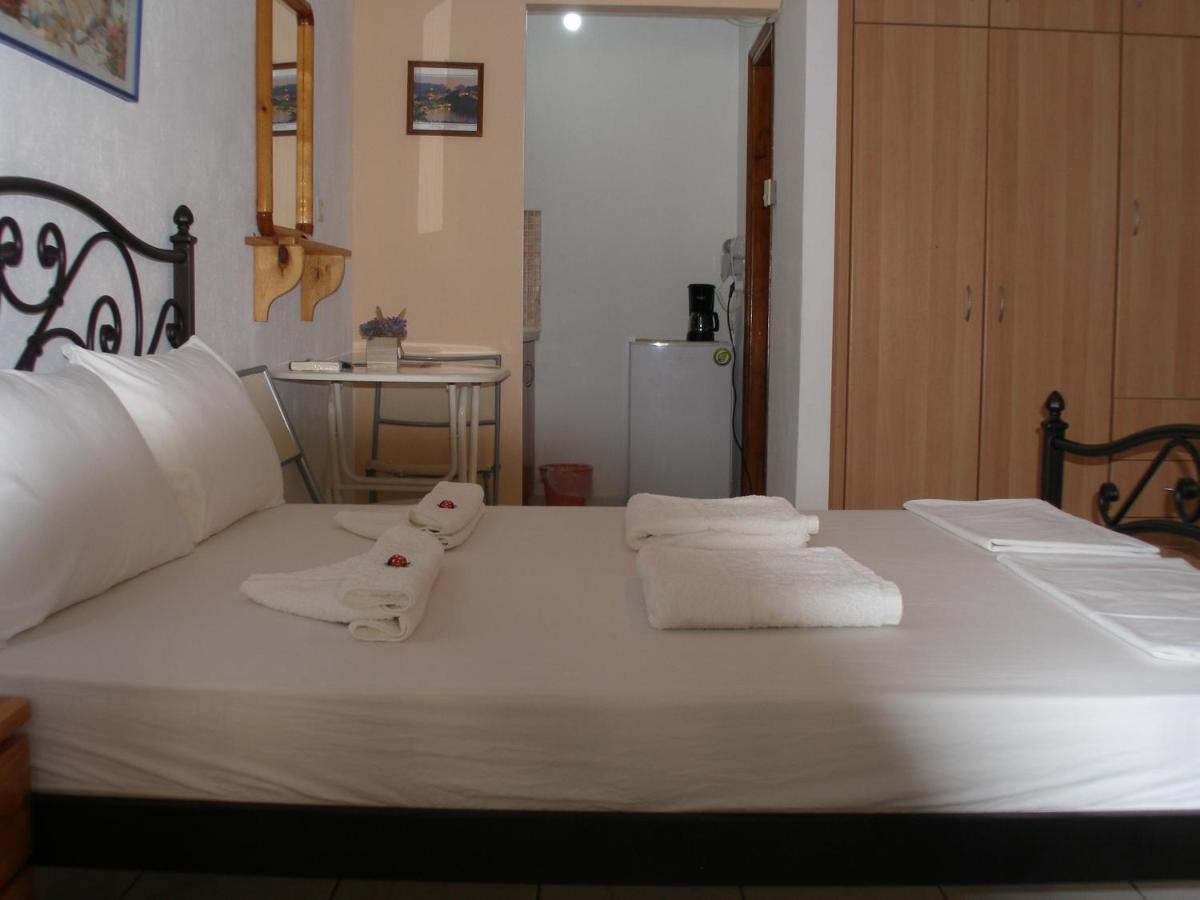 Efi Apartments Myrina Zewnętrze zdjęcie
